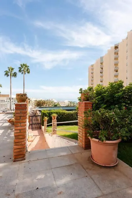 Amplio Con Vistas Al Mar Y Piscina En Benalmadena Apartment Spain